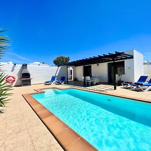 Domingo 2 By Jk Lanzarote Puerto del Carmen (Lanzarote)